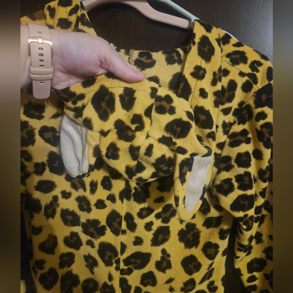 Leopard Print Onesie Pajamas - Picture 4 of 5